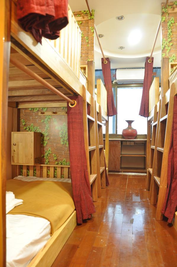 Asian Bliss Myanmar Hostel Yangon Exterior foto